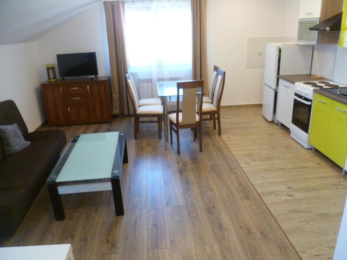 Klimatyczny Domek - Apartamenty & Noclegi Slawecin Eksteriør billede