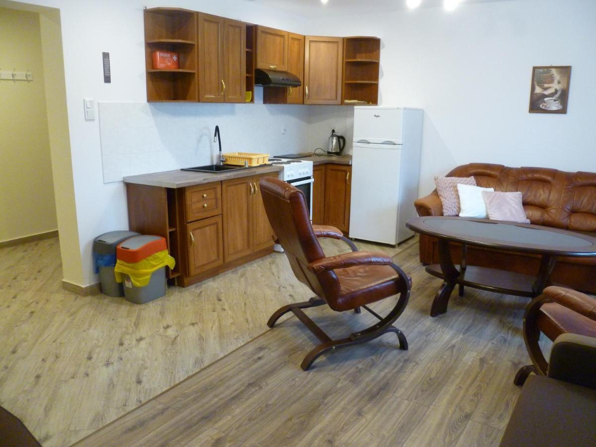 Klimatyczny Domek - Apartamenty & Noclegi Slawecin Eksteriør billede