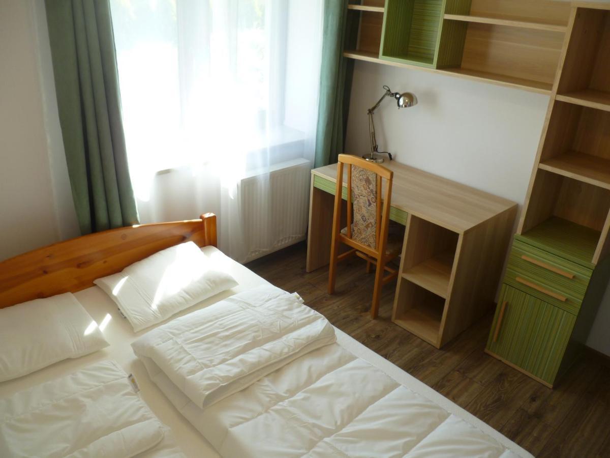 Klimatyczny Domek - Apartamenty & Noclegi Slawecin Eksteriør billede